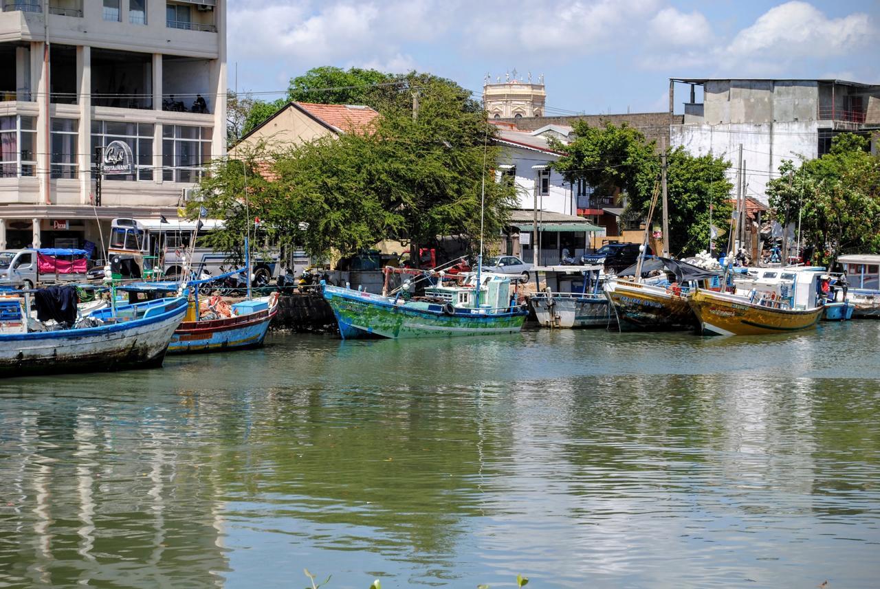 Miura Dutch Edge Hotel Negombo Esterno foto